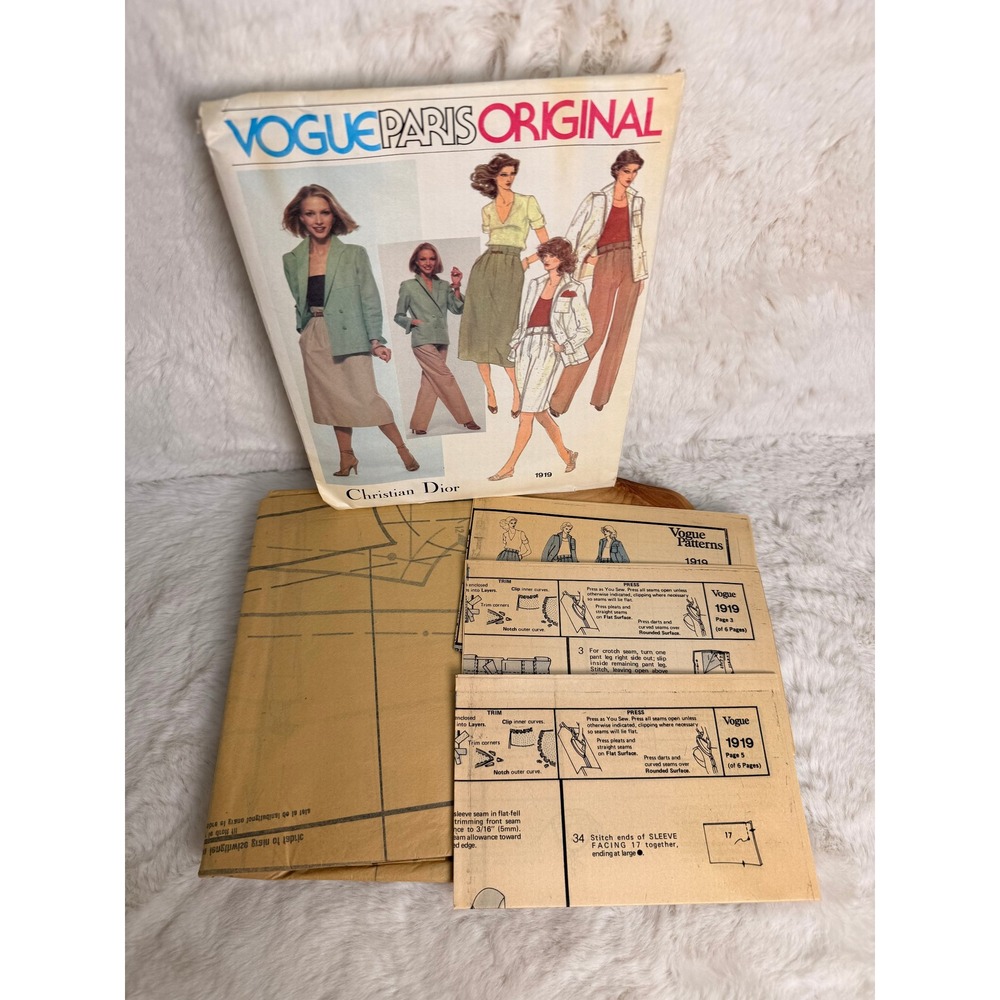 VTG Vogue Paris Original 1919 Christian Dior Sewing Pattern Sz 10 Complete UNCUT - Picture 3 of 3